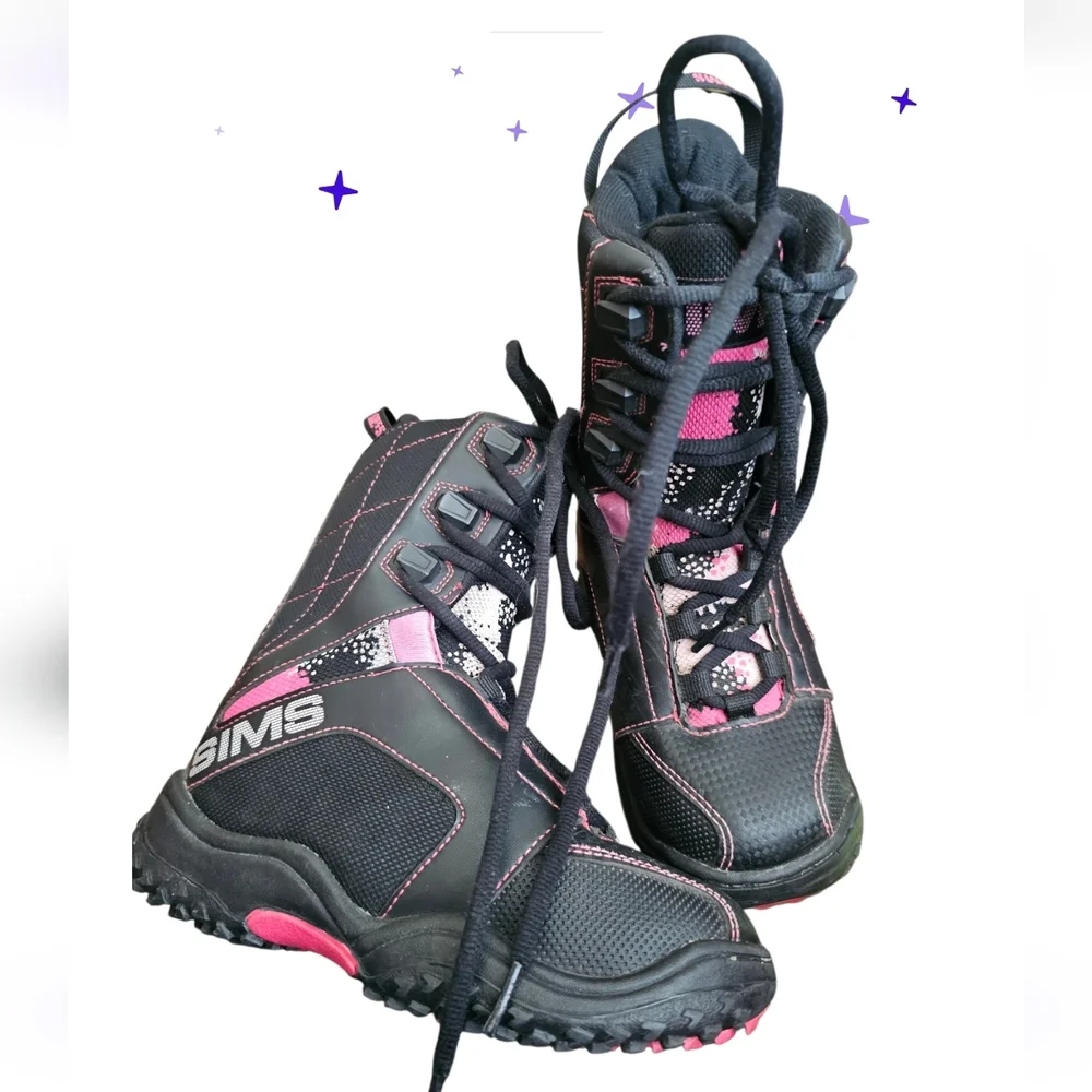 SIMS Black and Pink Snow Boots